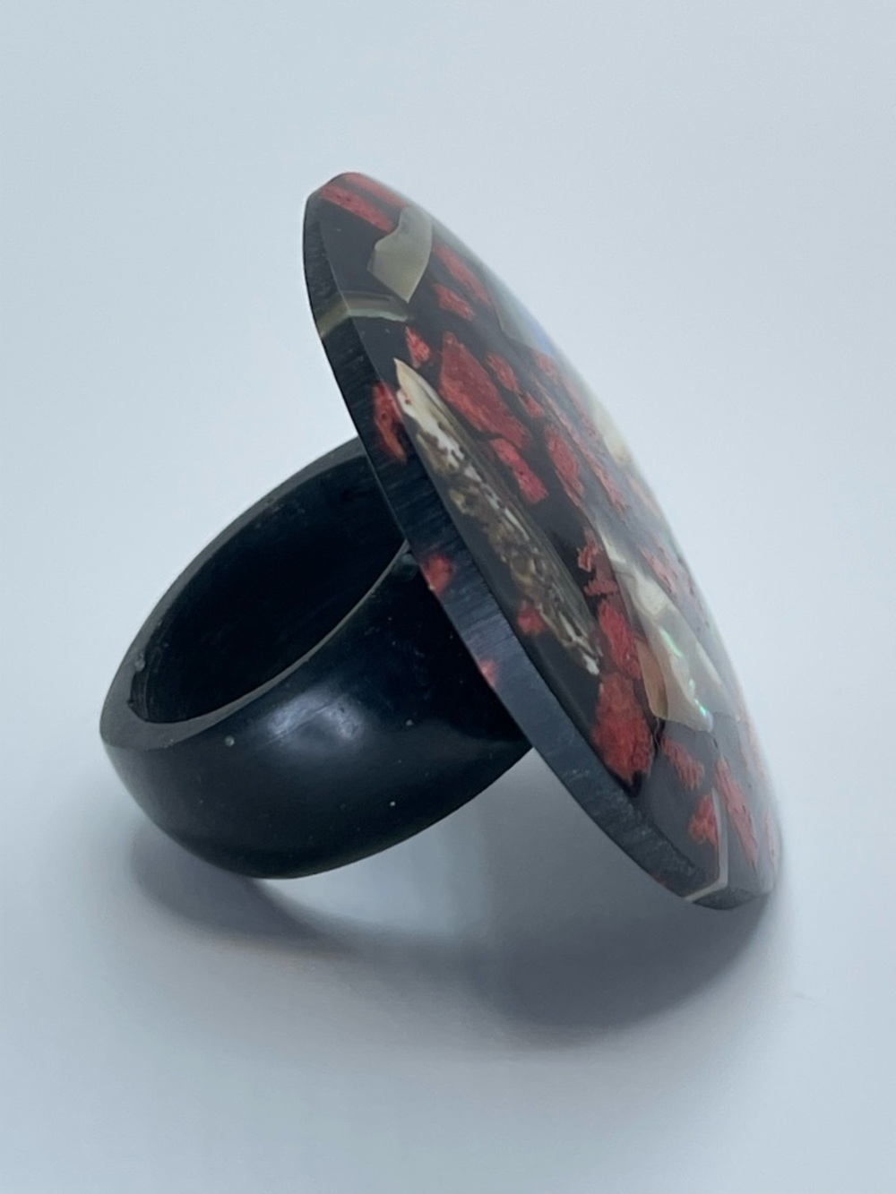 Vintage Wood Abalone Shell Red Coral Inlay Statement Ring Sz 7 - Picture 7 of 8